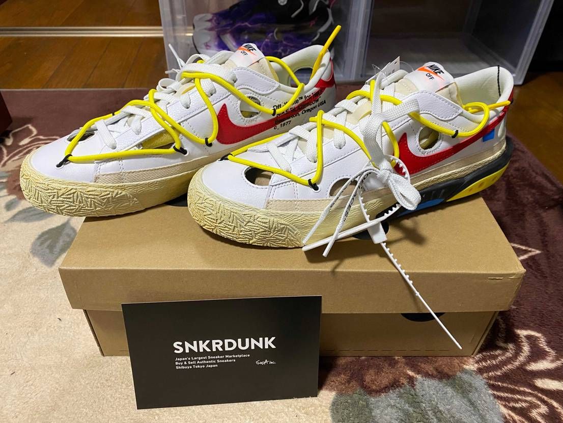 オフホワイトブレザー👟とシュプ×BurberryボックスロゴT👕到着😆