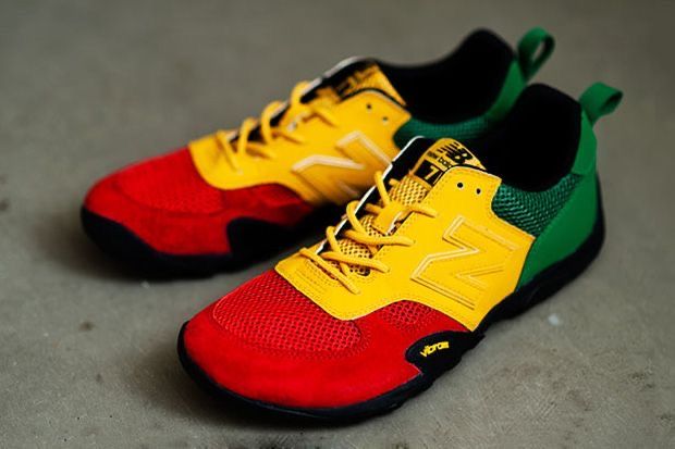 ラスタカラーのシューズを探しています。メーカーはNIKE、ｱ