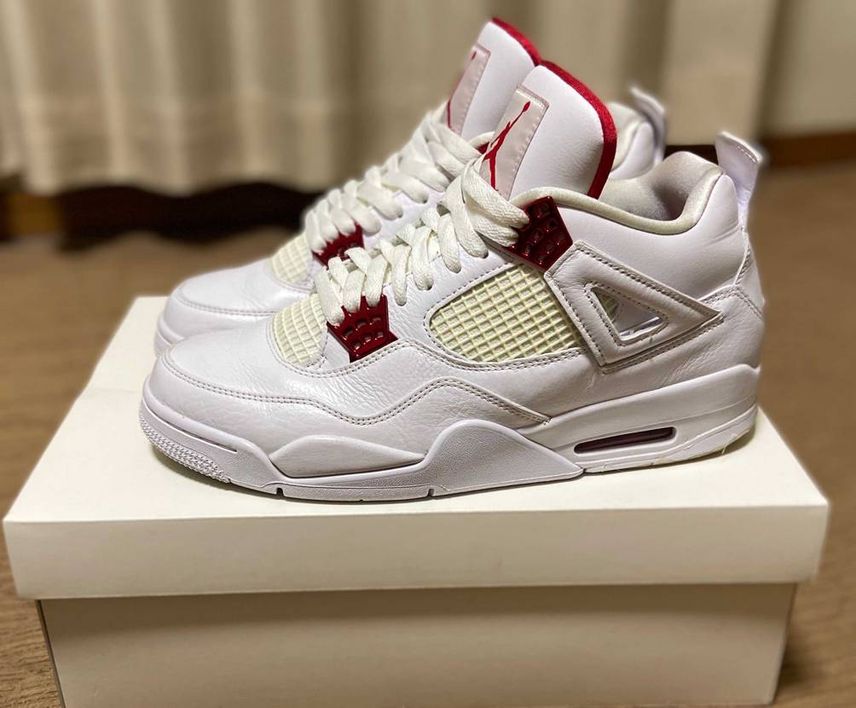 AJ4 をクリーニング。
メッシュの部分が若干黄ばんできたんですが、
なんか