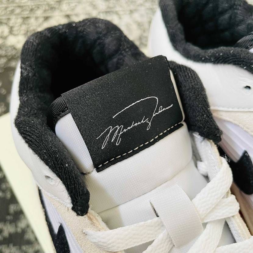 アママから【jordan stadium 90 SE "Wh