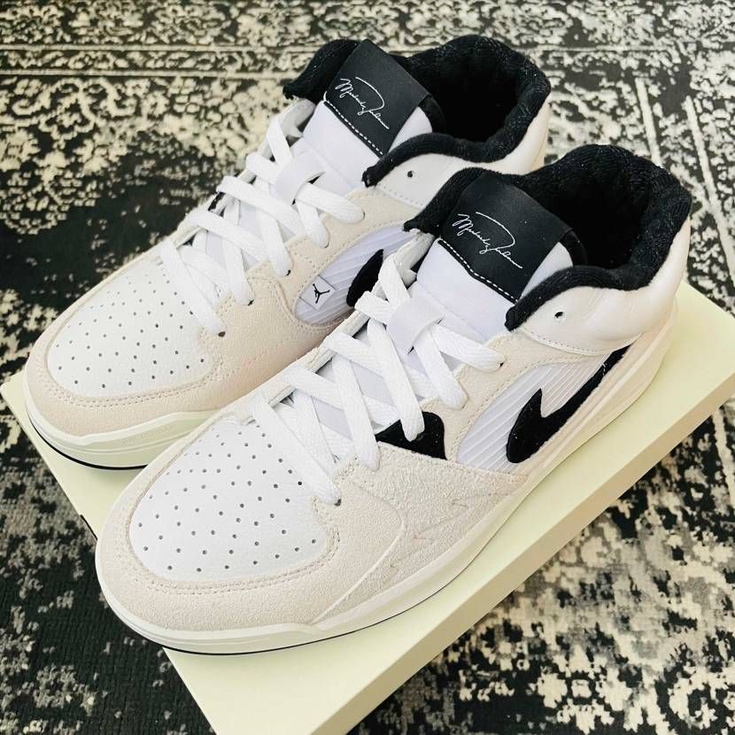 アママから【jordan stadium 90 SE "Wh