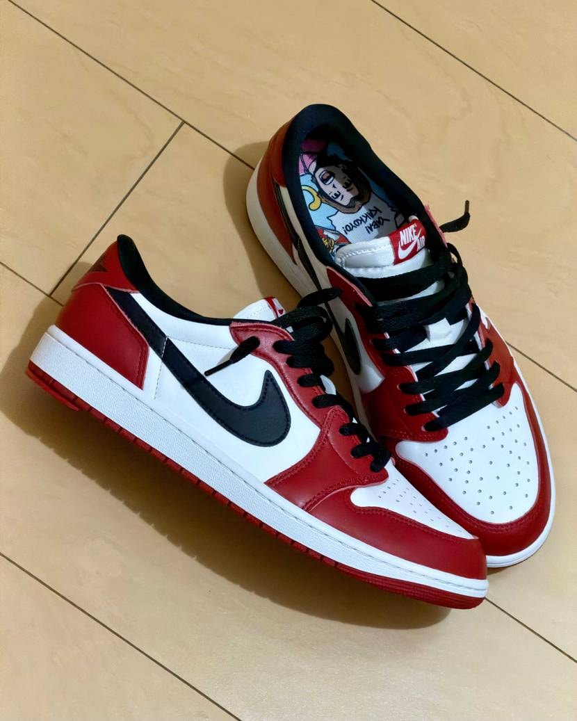 履く準備万端🔥
これから履きこんでクタクタにしてやる😎
インソールは今回柄あ