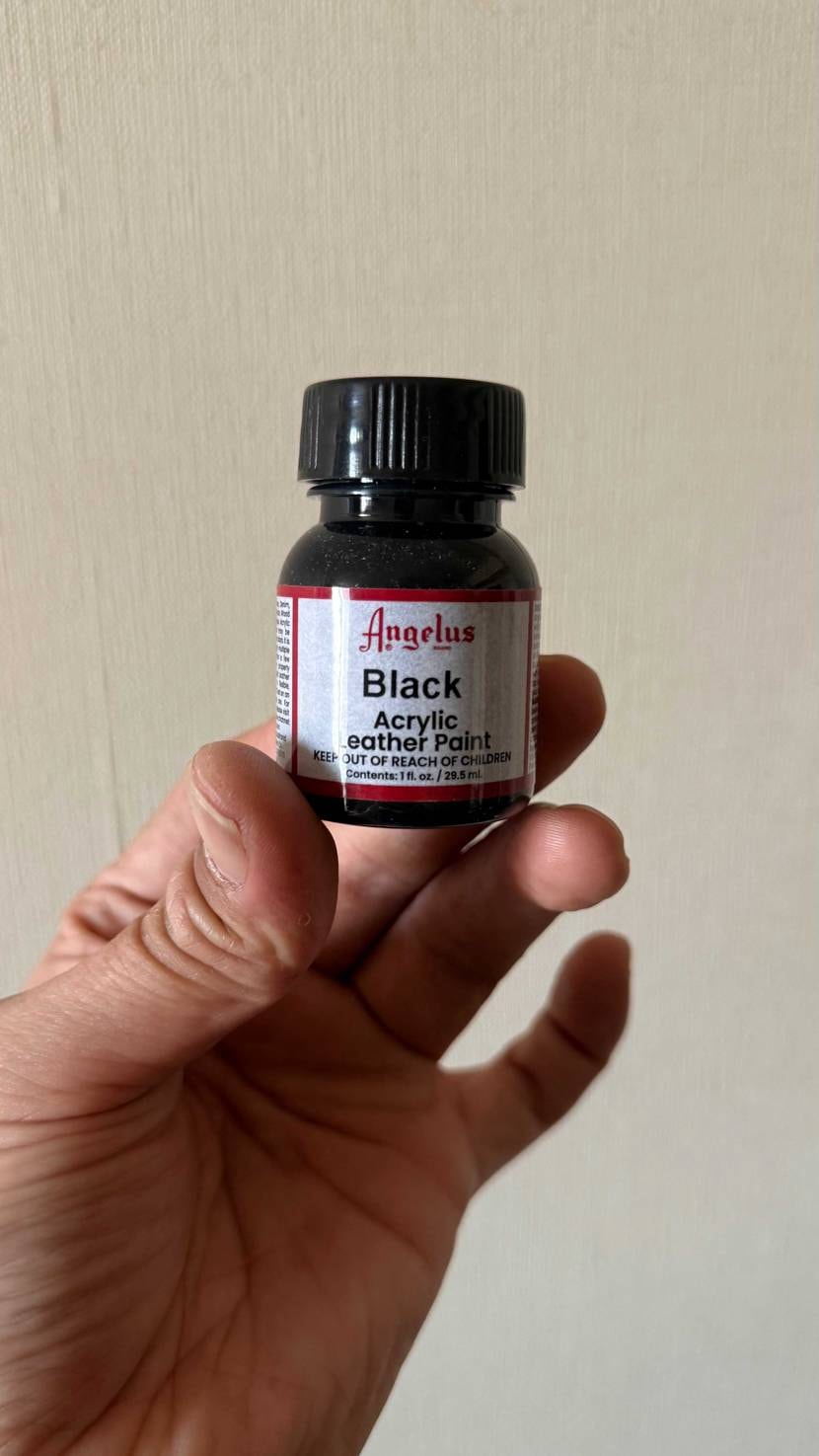 自己満の投稿になりますが95のスウォッシュは単色が好みなので