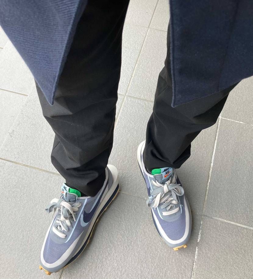 今日はsacai×CLOTのLDワッフルで出かけました👟
カッコいいです