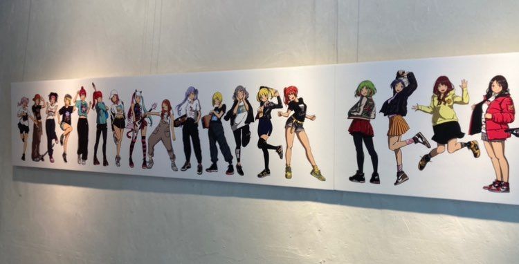 スニ子展に行ってきました！👟

これまでの作品がズラリと