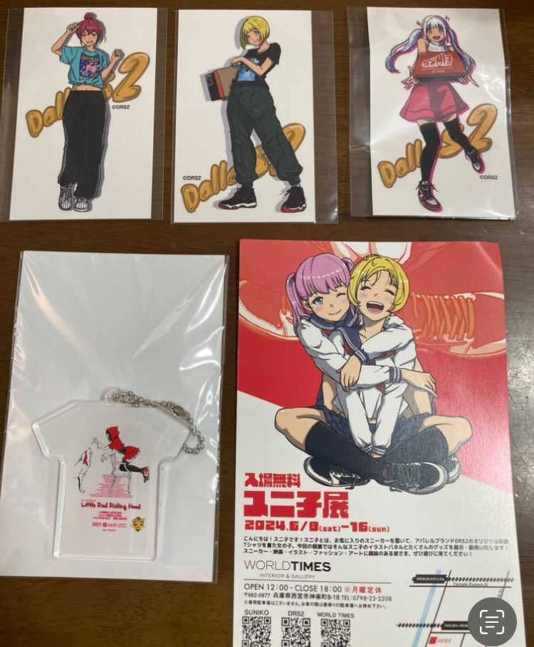 スニ子展に行ってきました！👟

これまでの作品がズラリと