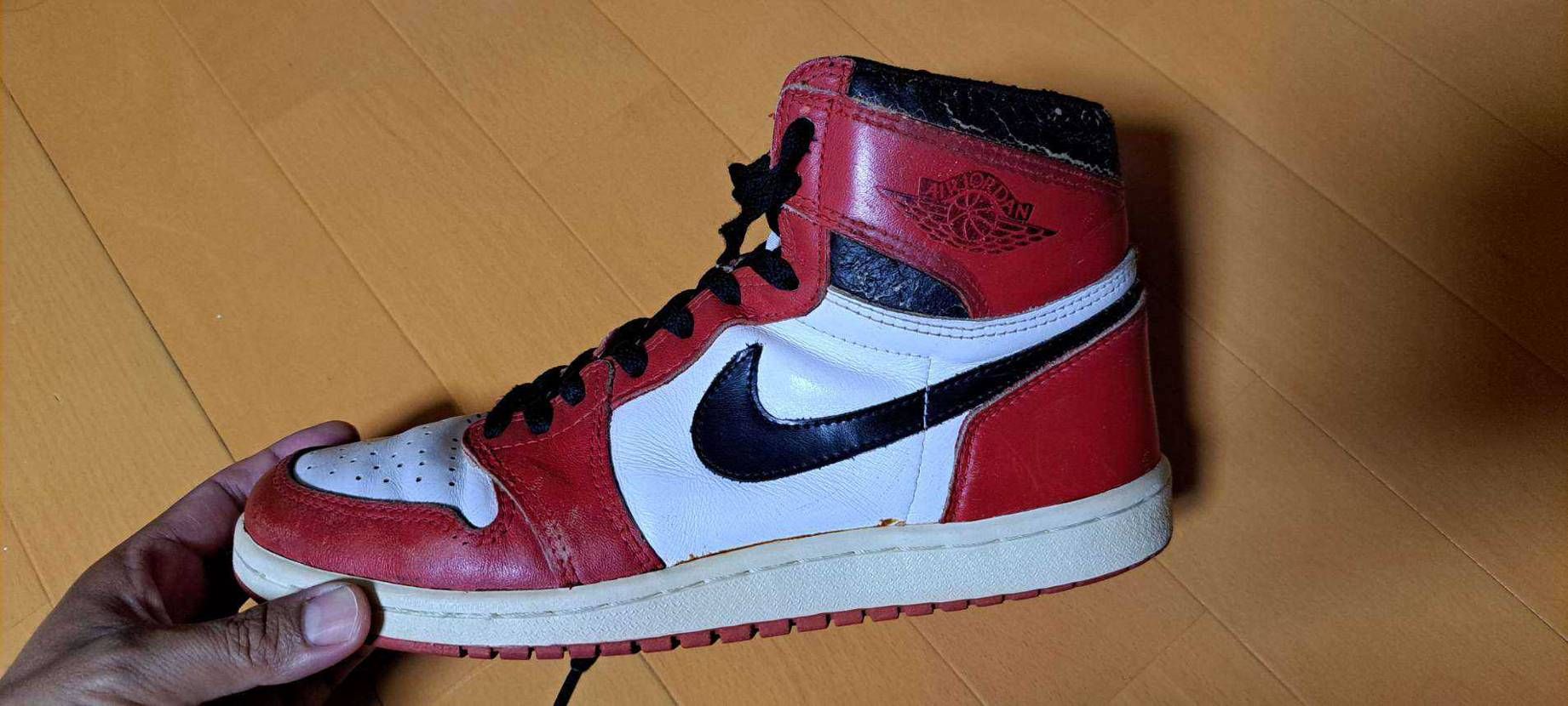 これが私のロスト＆ファウンドだ‼️

これ履けるのかな❓
やっぱり履くとス