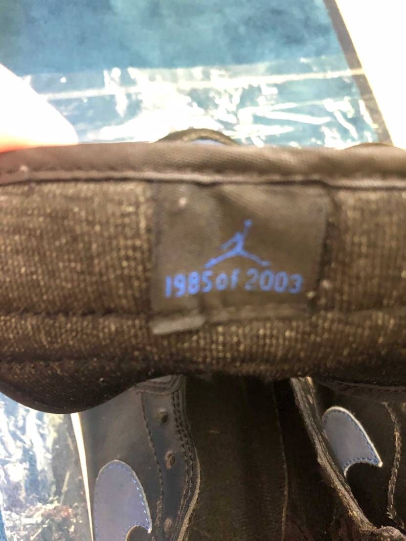 このAJ1って種類何かわかる方いますか？何年に作られたとか正