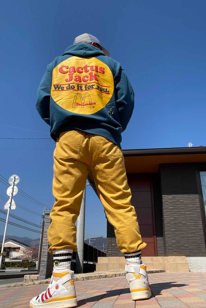 💙💛
良い天気☀️そろそろ短パンですね🩳