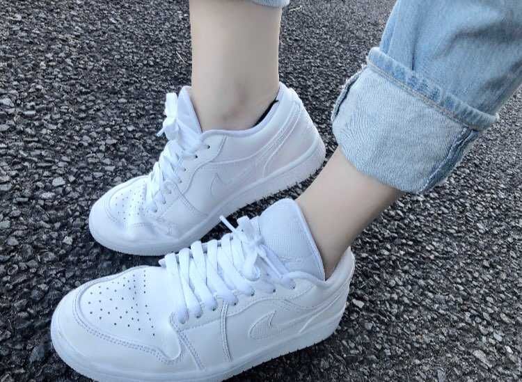 エアジョーダン1を履きまくって、良い味出したいな。