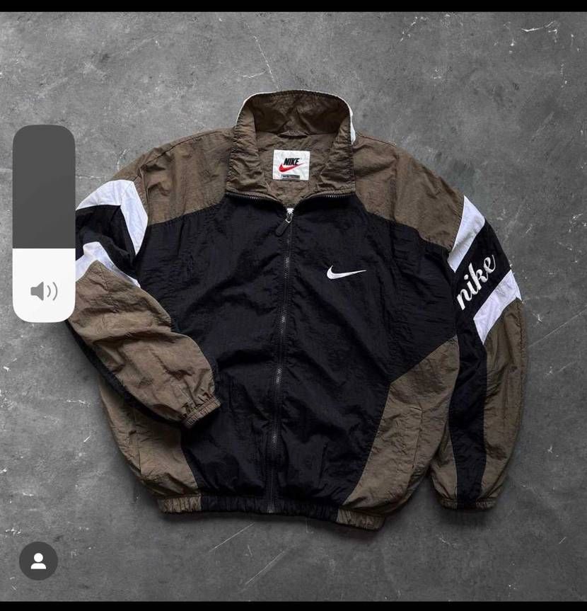 このジャケット欲しすぎなんだが
パロミノに合わせたい…
どなたか売ってるとこ