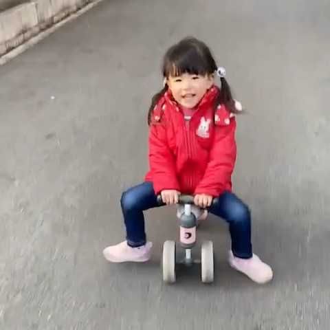 浦尻 亜歴(出品者)