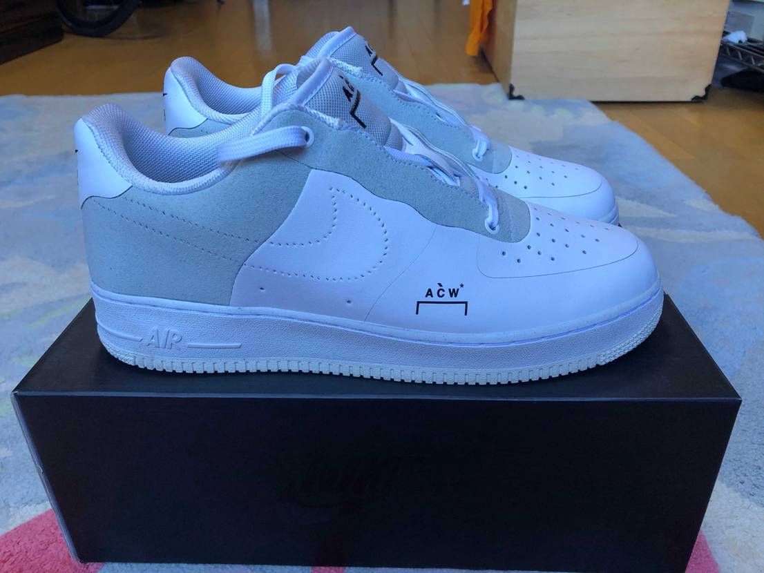 ACWとのコラボのAF1かっこいいんだけどすごく歩きにくい