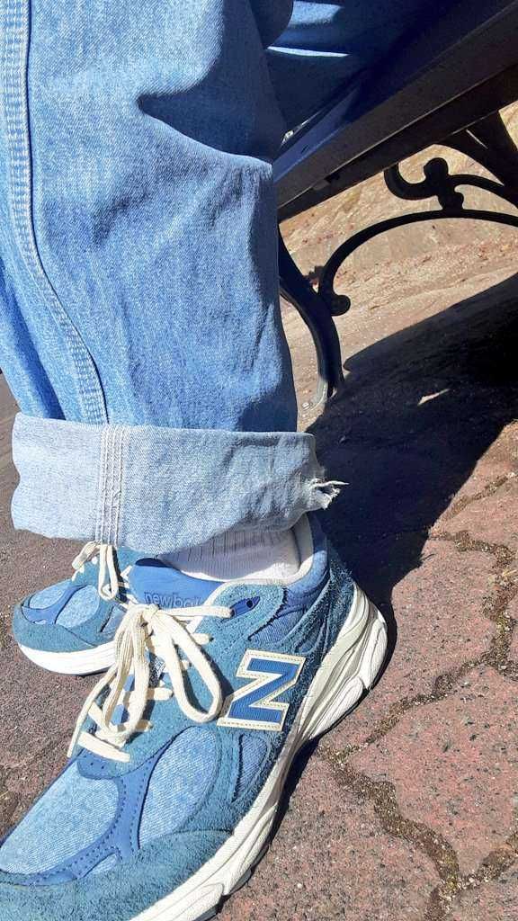 オーバーオールと良く合う靴
#newbalance #990