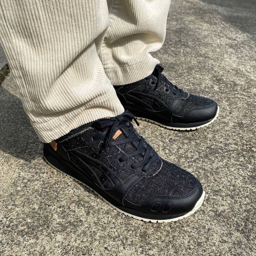 今月1番欲しかったスニーカーだったので、買えて良かったです✌️
初asicsに