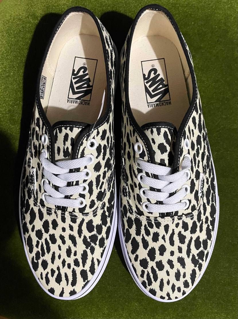 受け取りに行ってきた。
春先に履こう。