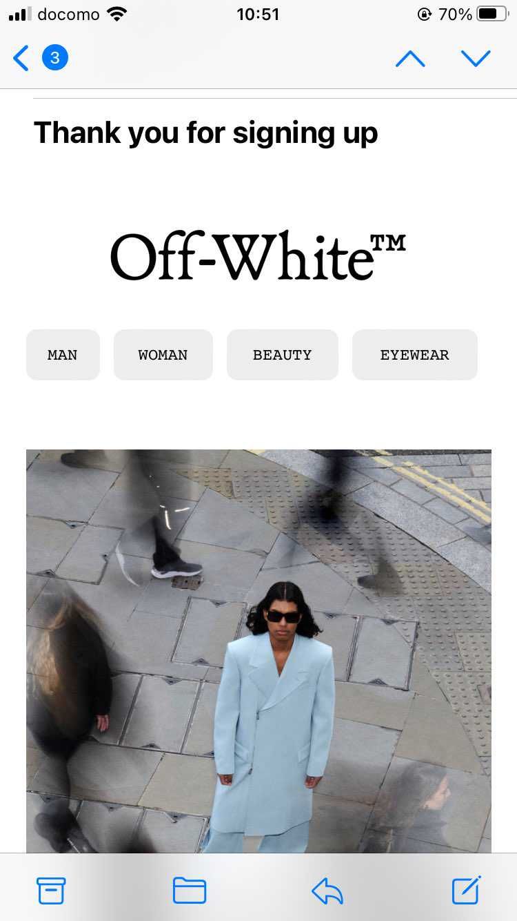 遅ればせながら購入しました。
US9.10とハーフ抜けなのは最初からなのかサイ