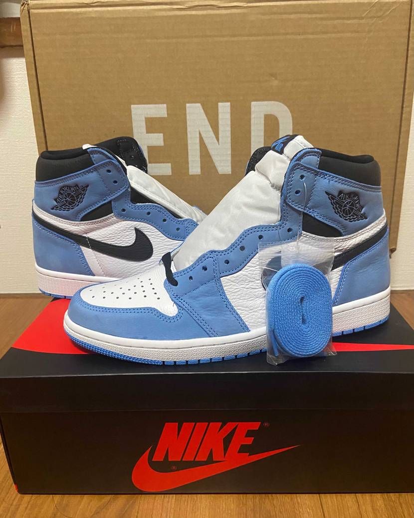 中国で大幅な遅延となってましたが無事本日予定通りENDから届きました✨

今