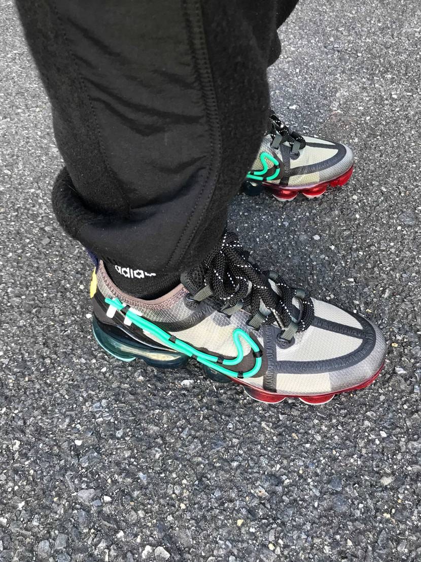 今更ですが購入しました😊
かなり個性的ですね😜