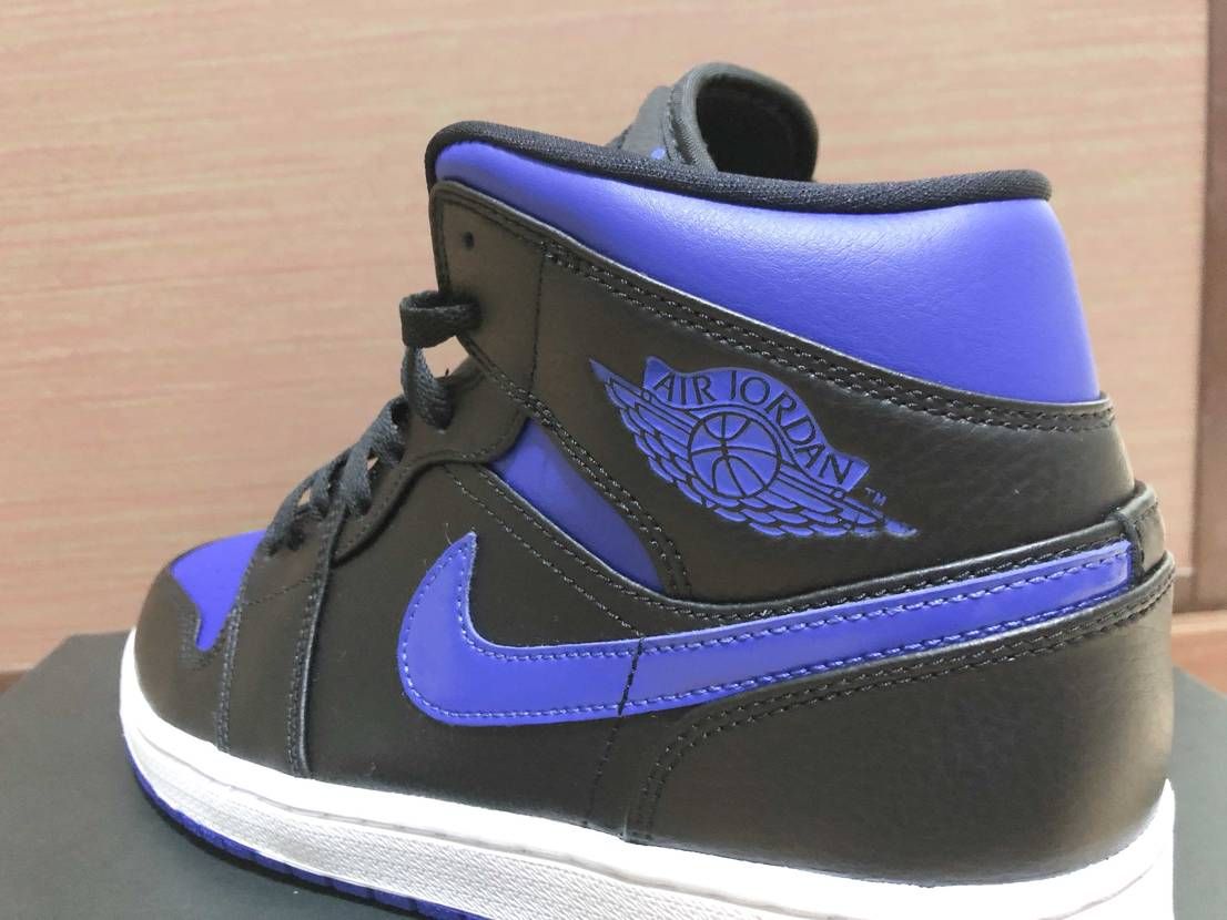 人生初めてAJ1買いました^ - ^
これからもよろしくお願いします🥺