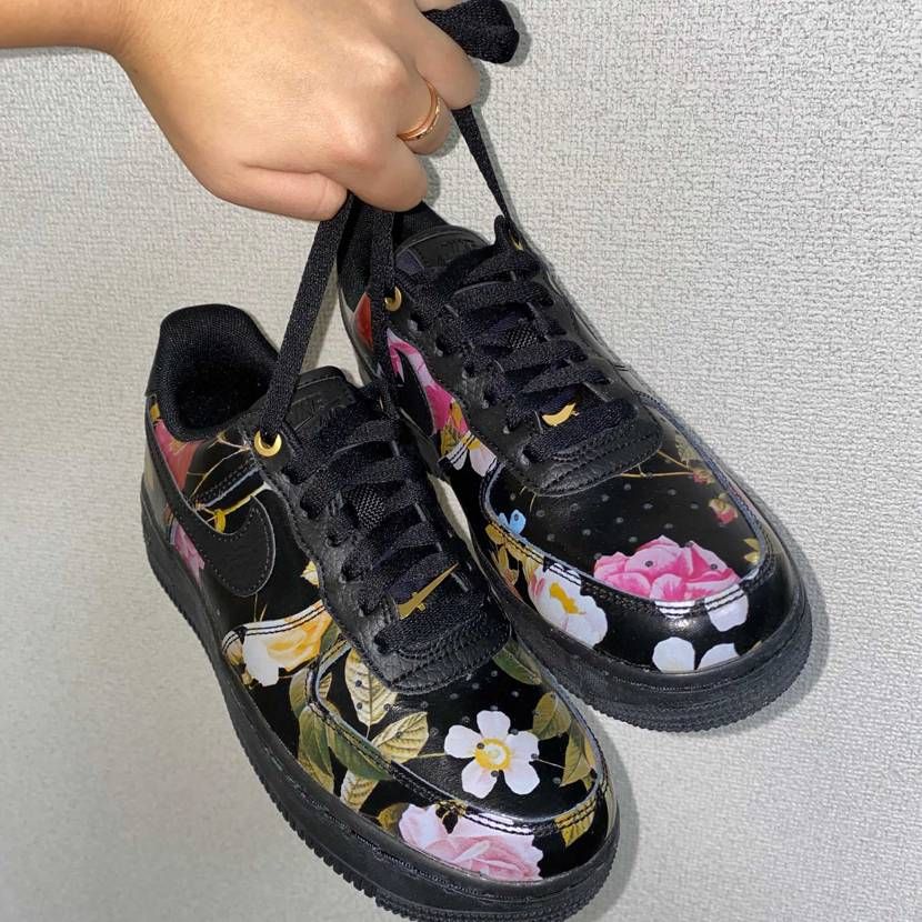 はじめてのナイキスニーカー
AF1floralのus版