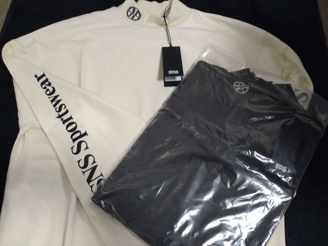 snsから欲しかったMock Neck Long Sleev