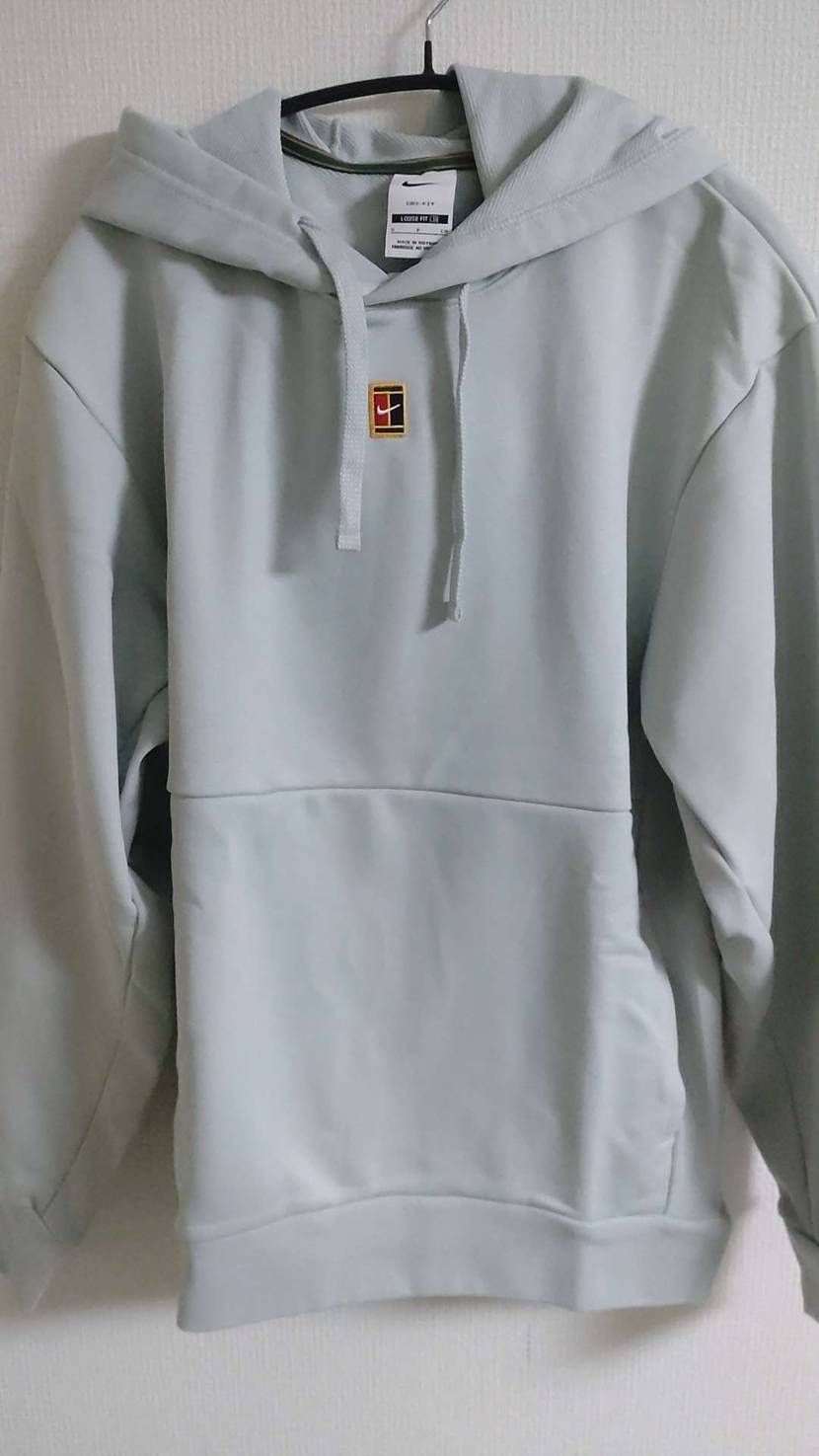 やっと注文してたのが届いた😊
NIKEジャージの上下と、フ