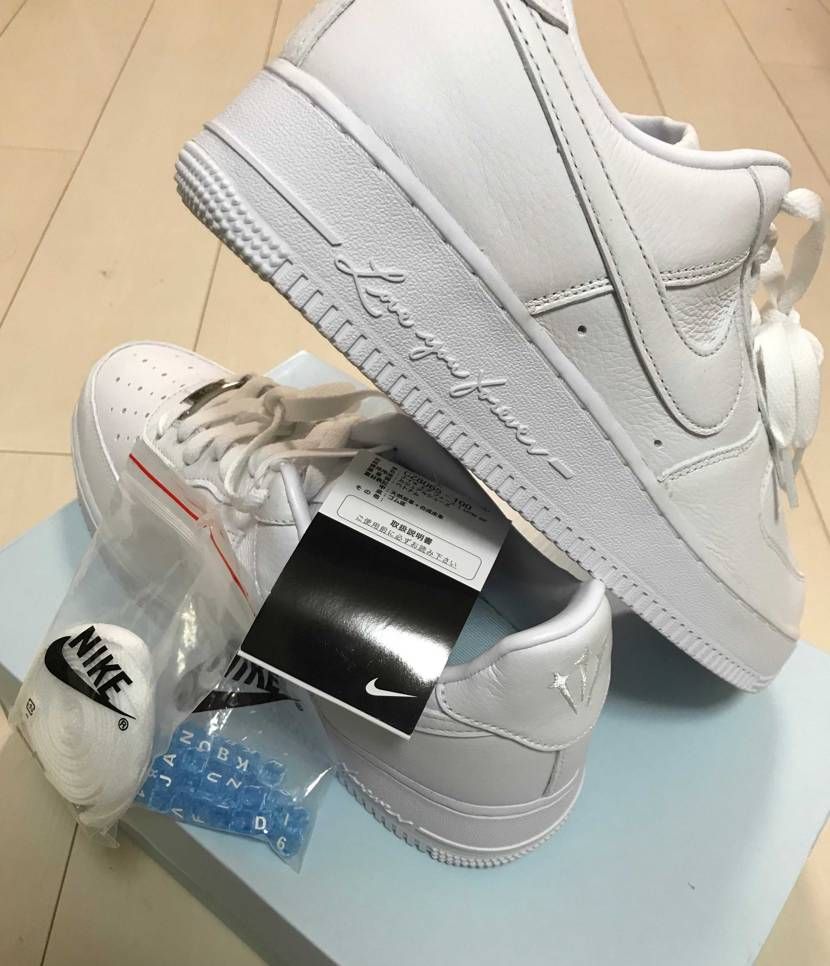 ゲッチュ😁27.5！

これ、どこまで白く履けるか？
月1履くか！悩む（笑