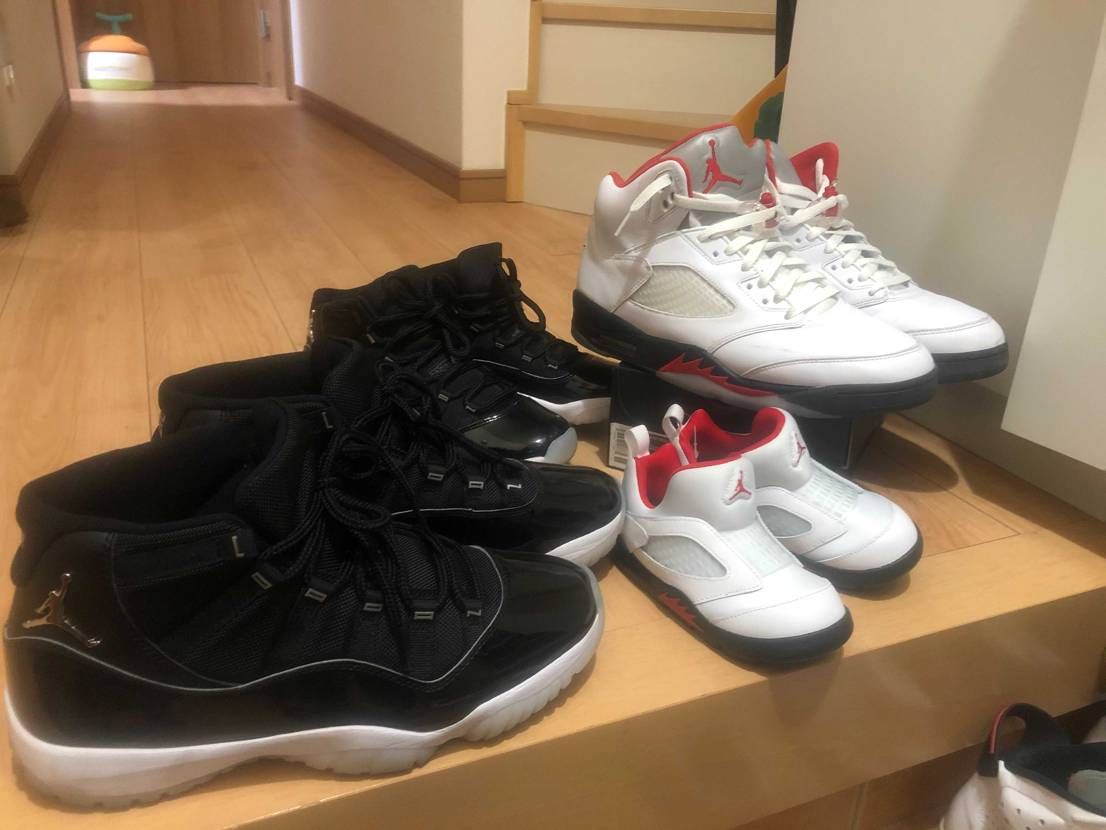 娘とAJ5
息子とAJ11
妻からは呆れられ、言葉が出ない模様
女に貢ぐよ