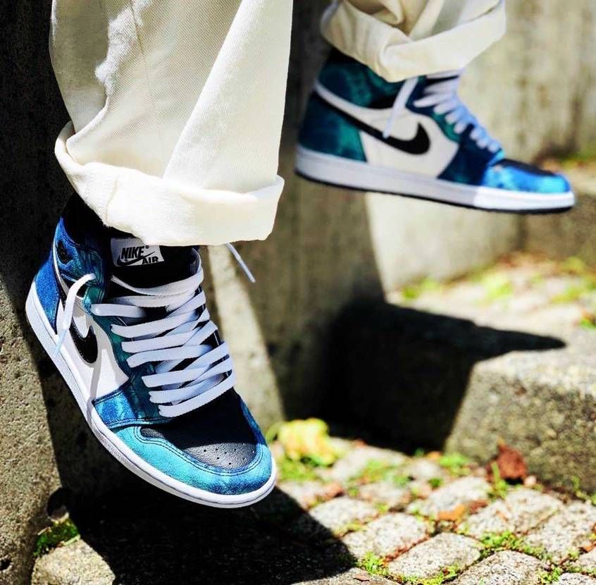 おはようございます!
この👟は、美色ですお😁