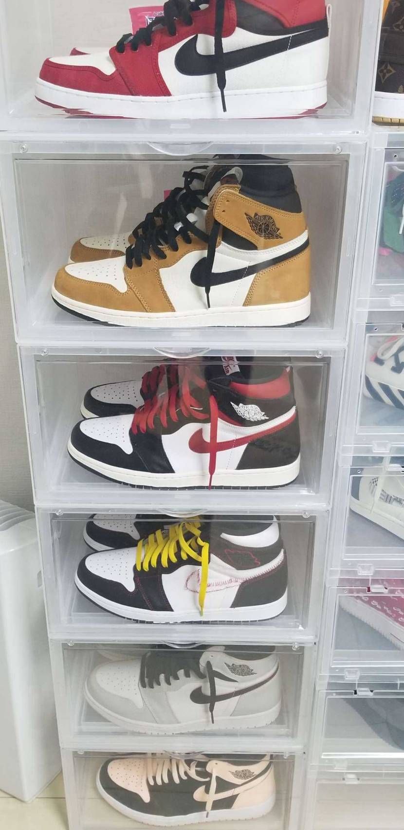 ゲームロイヤル割と安く買えたかな？
最近AJ1にはまりすぎて