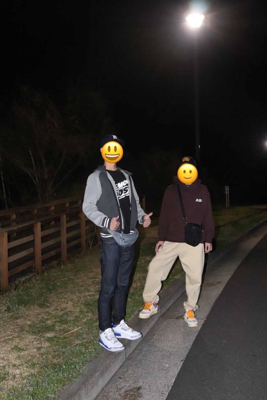 📸