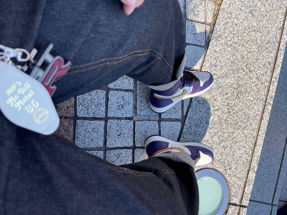 晴れの時のスニーカーは特別感があっていいな〜😍

良かったらいいねお願いしま