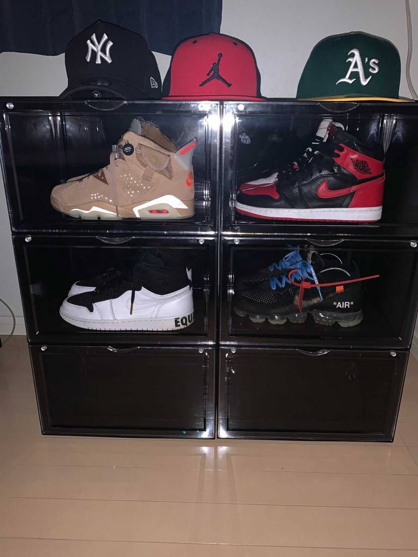 初ジョーダン6はTravis
めっちゃ渋い