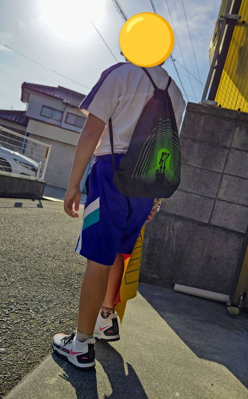 今日は晴天です☀️子供の運動会😉



一生履かない！！と、決めた
妻