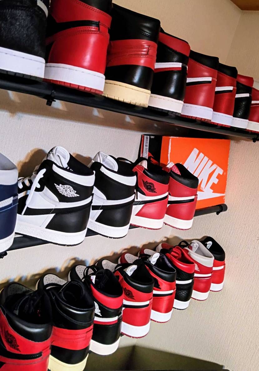 皆さん😊こんばんわ🌃✨
AJ1 High ❤️🤍🖤を数えた