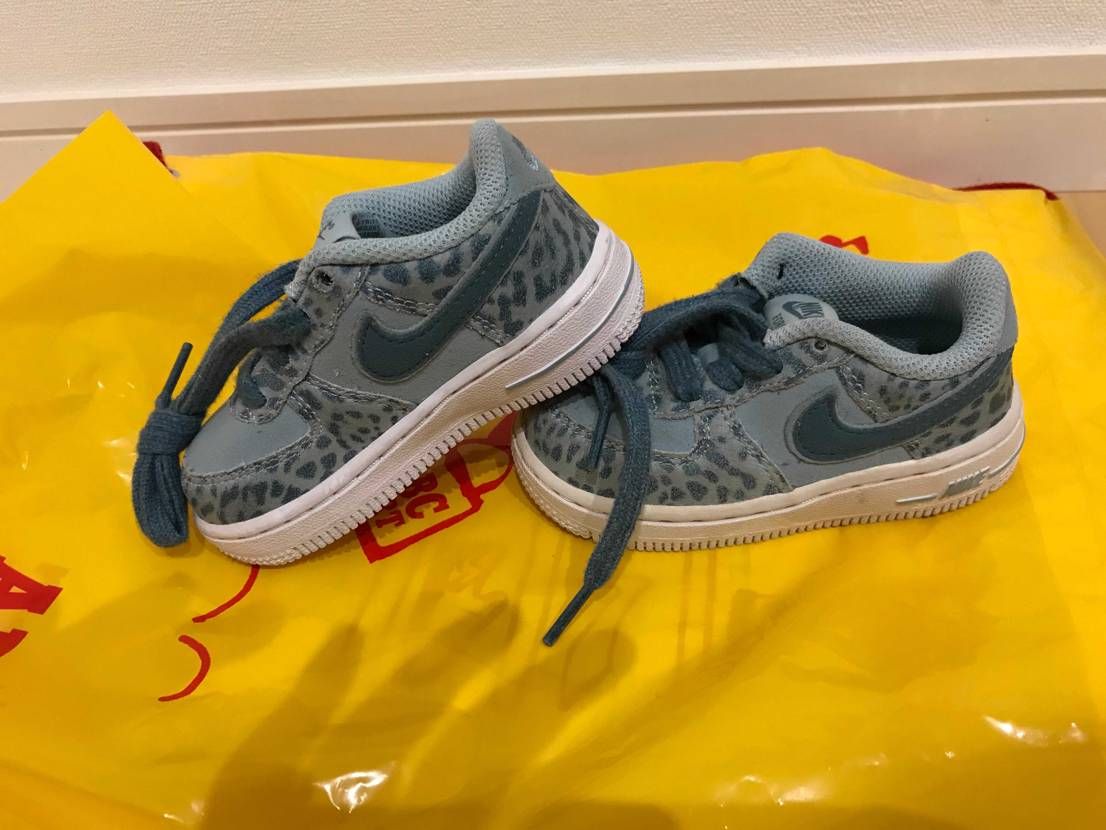 4月のコートパープルの限定オファー来てからスニーカー何も買えてないのでABCのワ