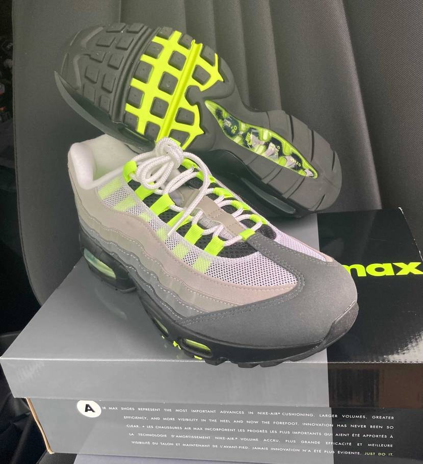 抽選全落ちからのまさかのNIKE栄今日ゲリラ発見でゲット！