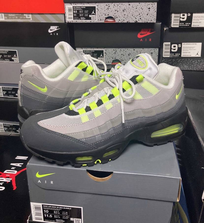 抽選全落ちからのまさかのNIKE栄今日ゲリラ発見でゲット！