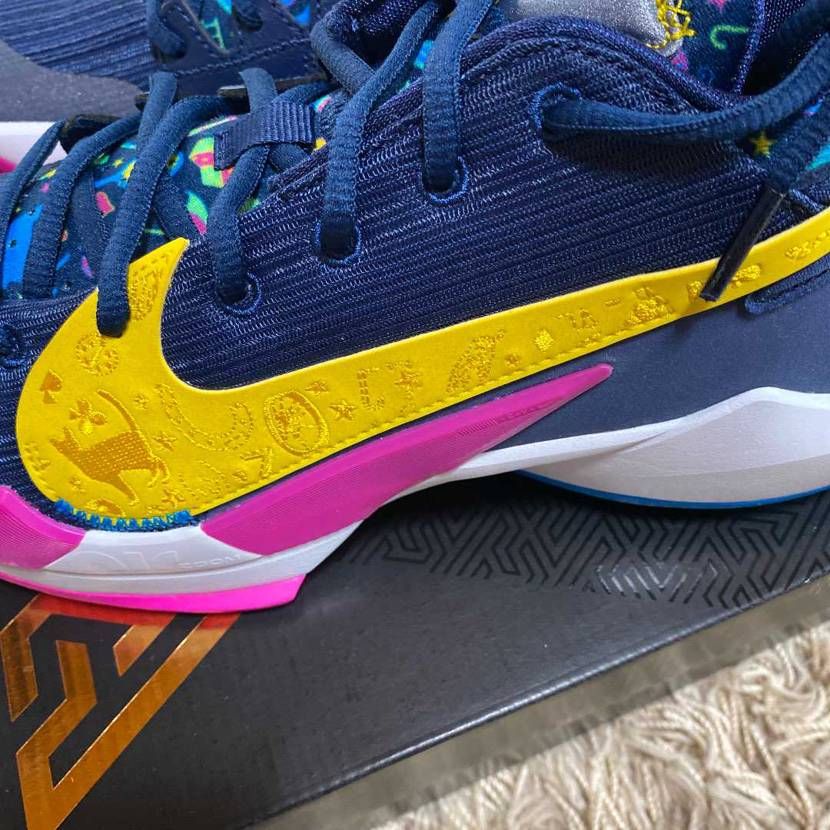 買ったけど全然人気ない😁
めちゃくちゃかっこいいのに。