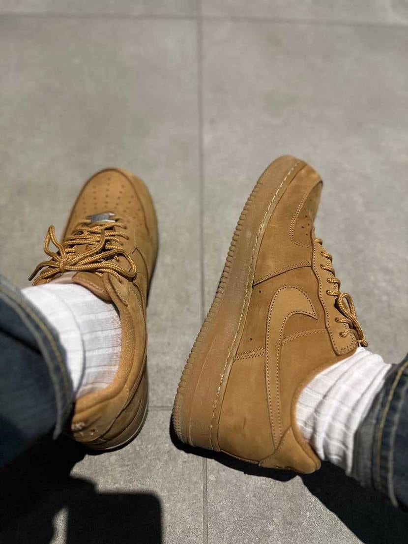 履いた秋、買った秋