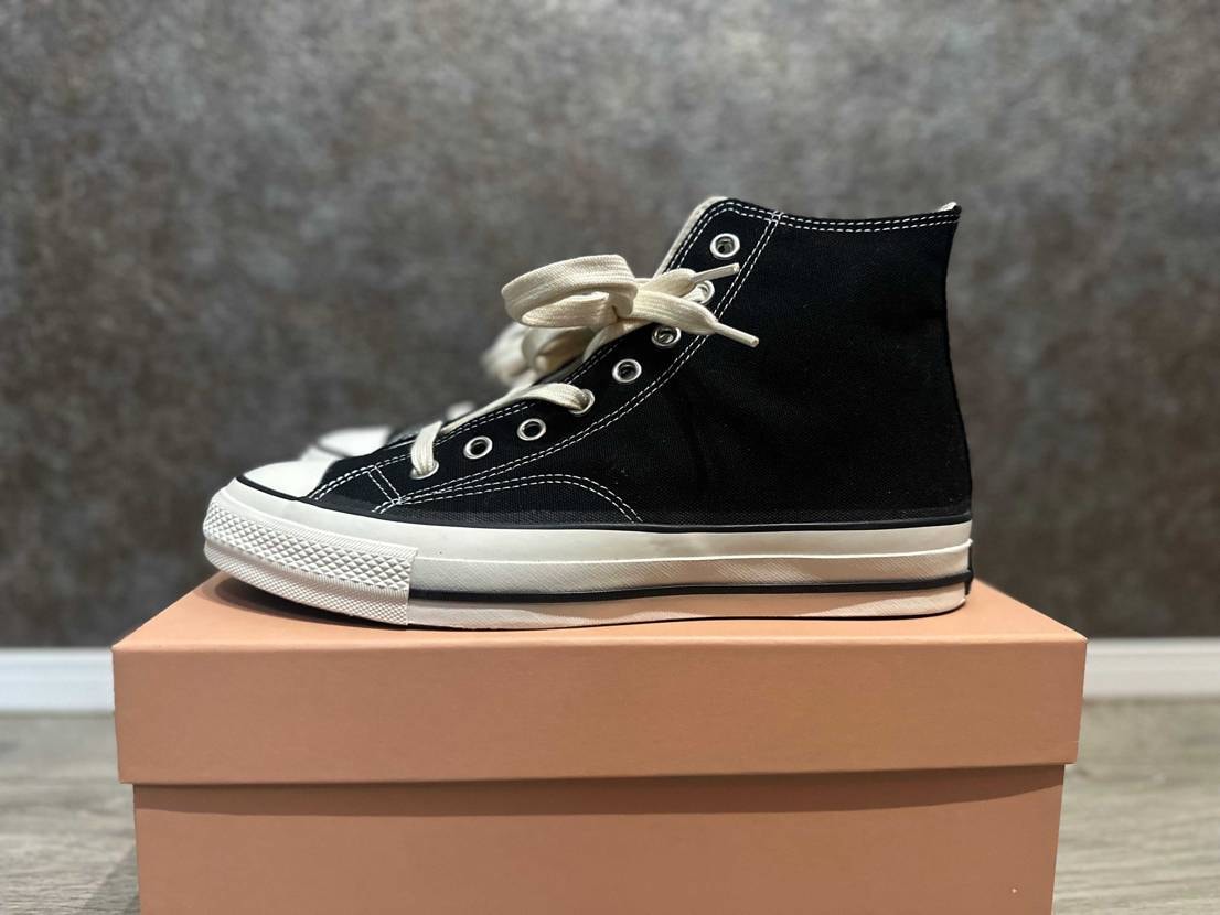 我慢できずに…