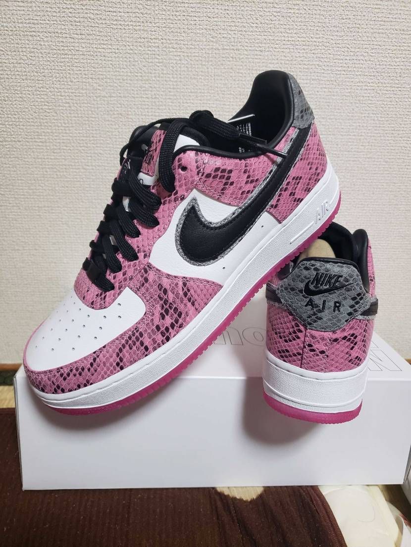 初投稿です😌
ナイキバイユー　アンロックド　シカゴ風😍