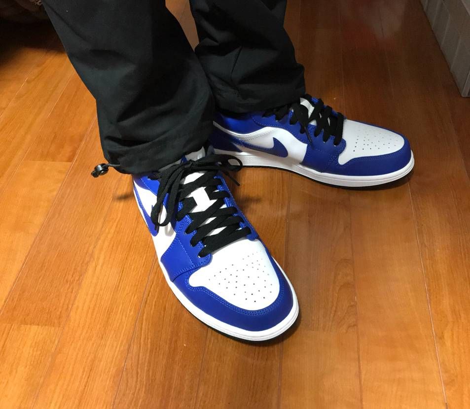 待望のaj1！！
Lowですが！笑
この色本当好きです。