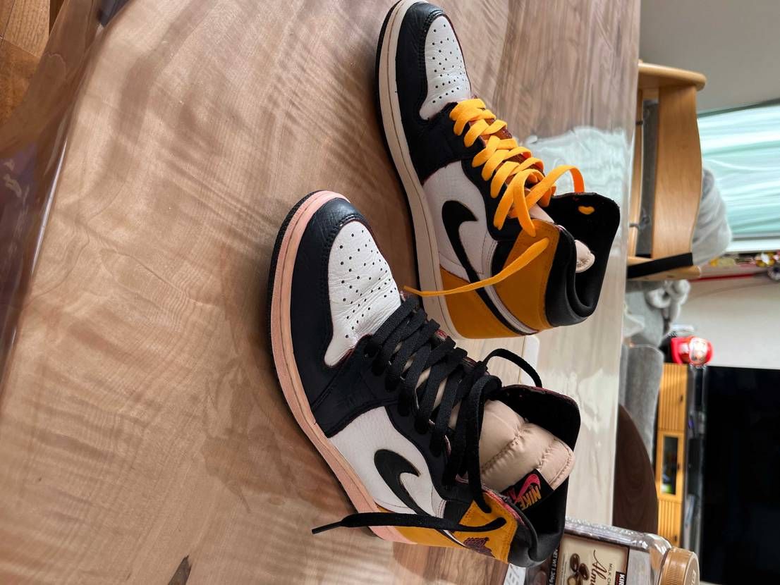 ミシガンカラーのaj1が欲しくてカスタム
このカラーは好きだわw