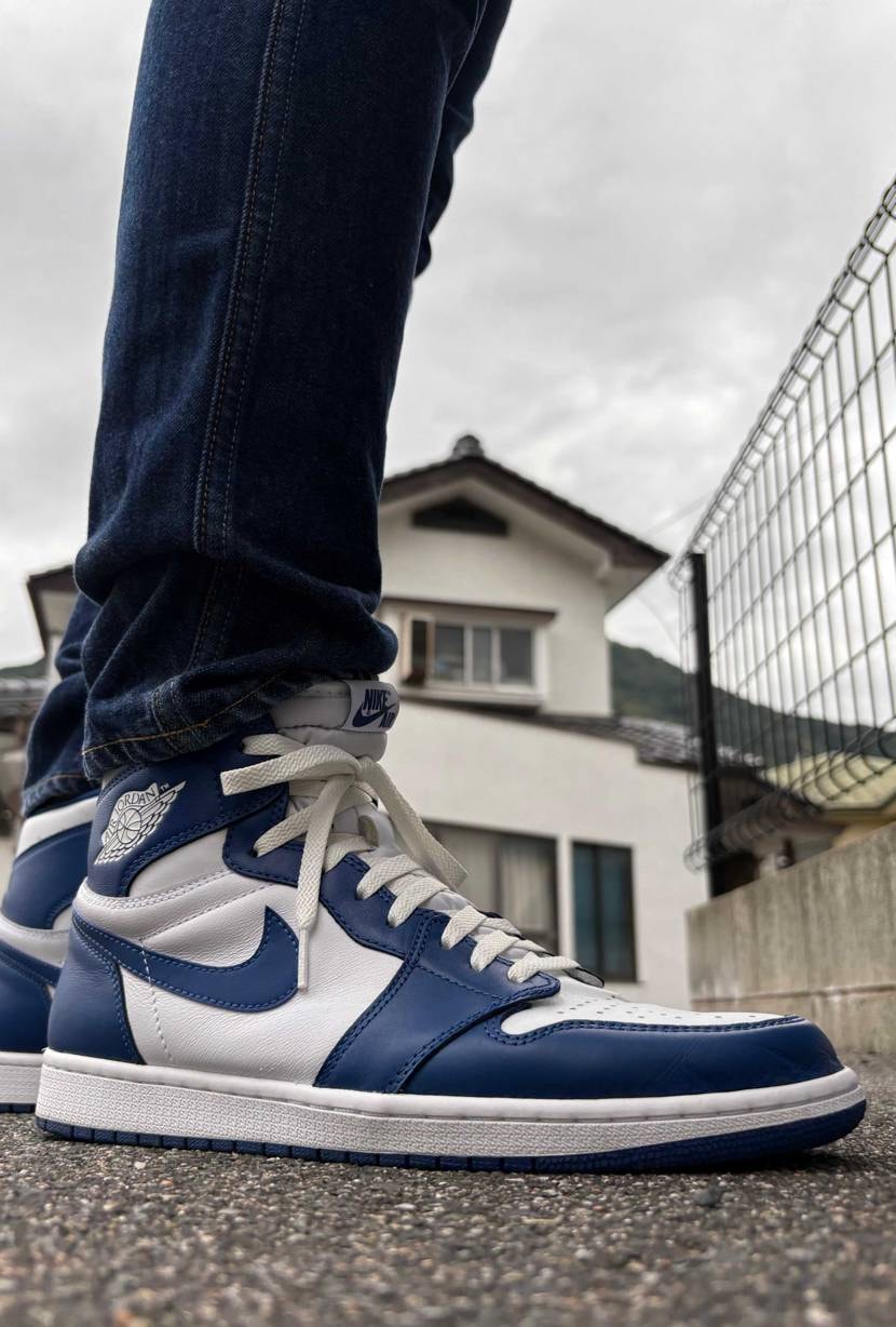 大好きな"Storm Blue"と...
スリムジーンズ👖