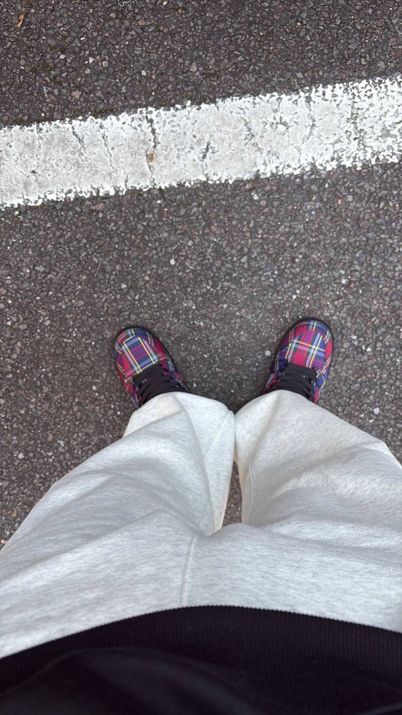 去年一昨年と👟買いすぎたから(個人的に)
今年は控えてたけどこれは一目惚れした