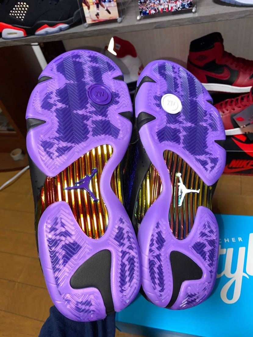 かっこいいスニーカーは沢山ありますが、スニーカーをみて「美し