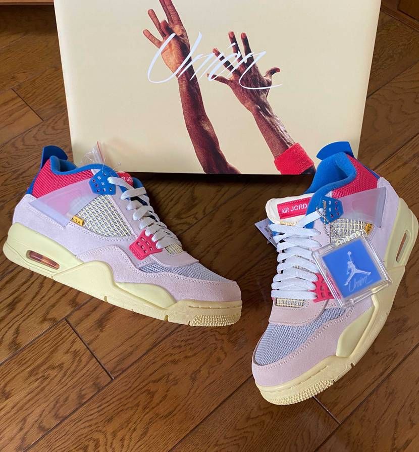 届きました。想像通りの格好良さです。メッシュとスエード の組み合わせがバッチリ決