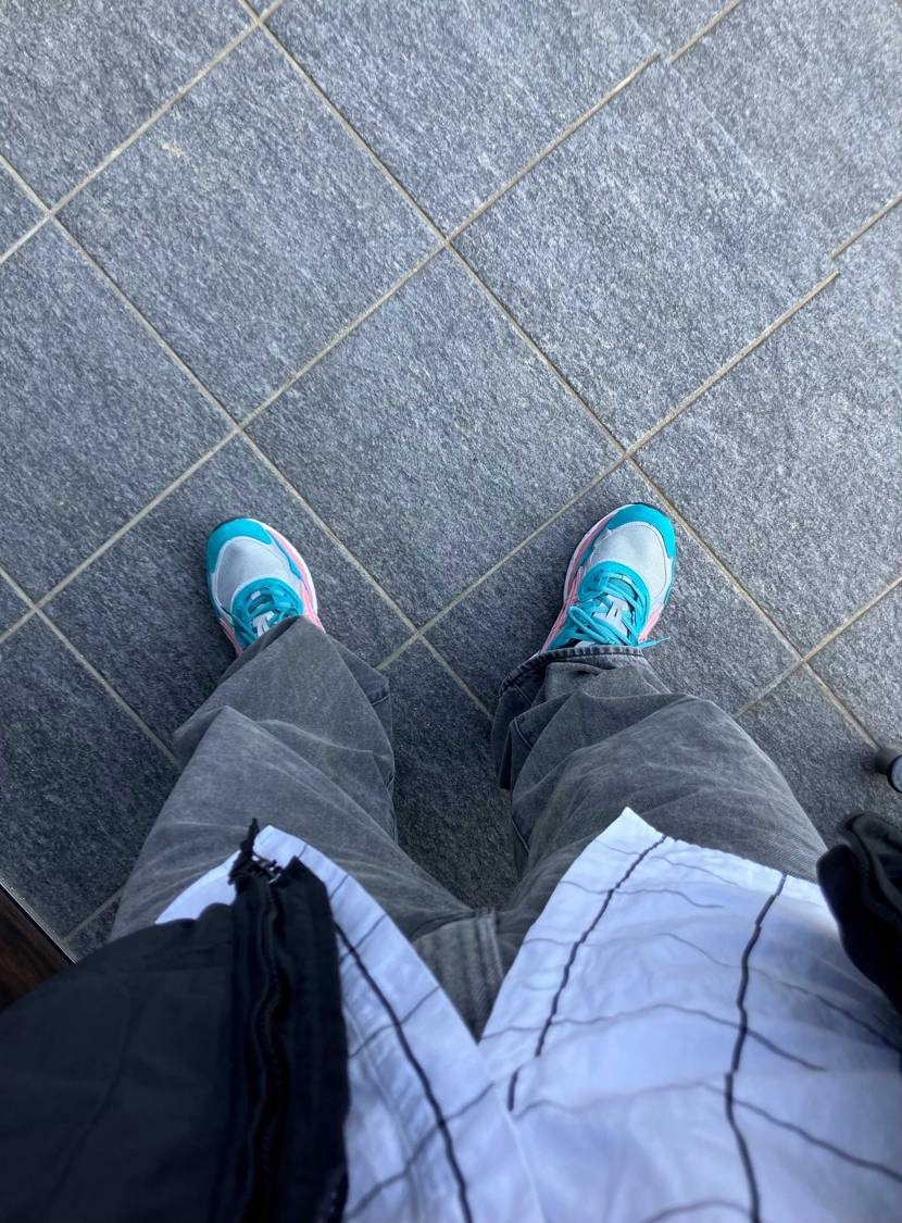 散歩がてらアウトレット行ったら散財した
3点で40%off